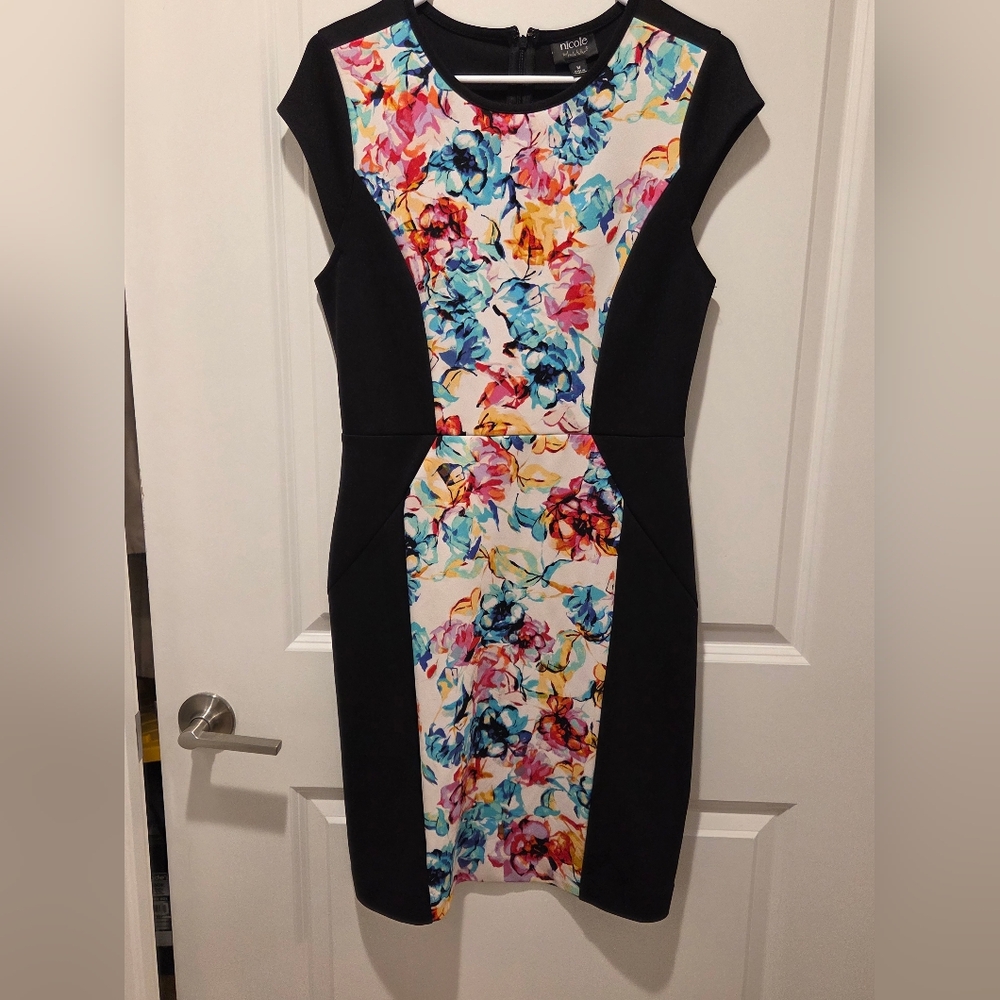 Nicole By Nicole Miller Vibrant Floral Dress Size M